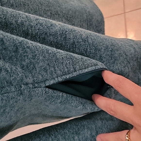 Duluth Fleece pullover - Picture 4 of 8